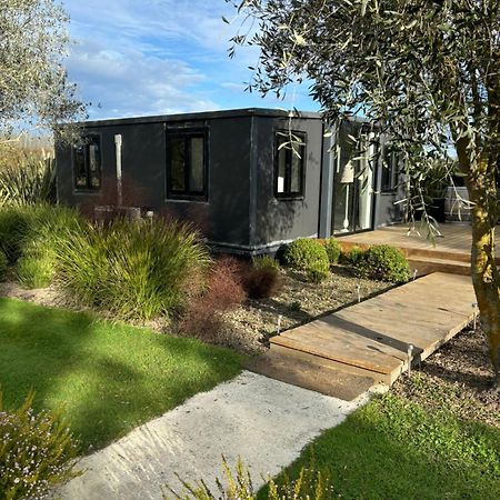 Adorable Little Container House Apartment Hastings Luaran gambar