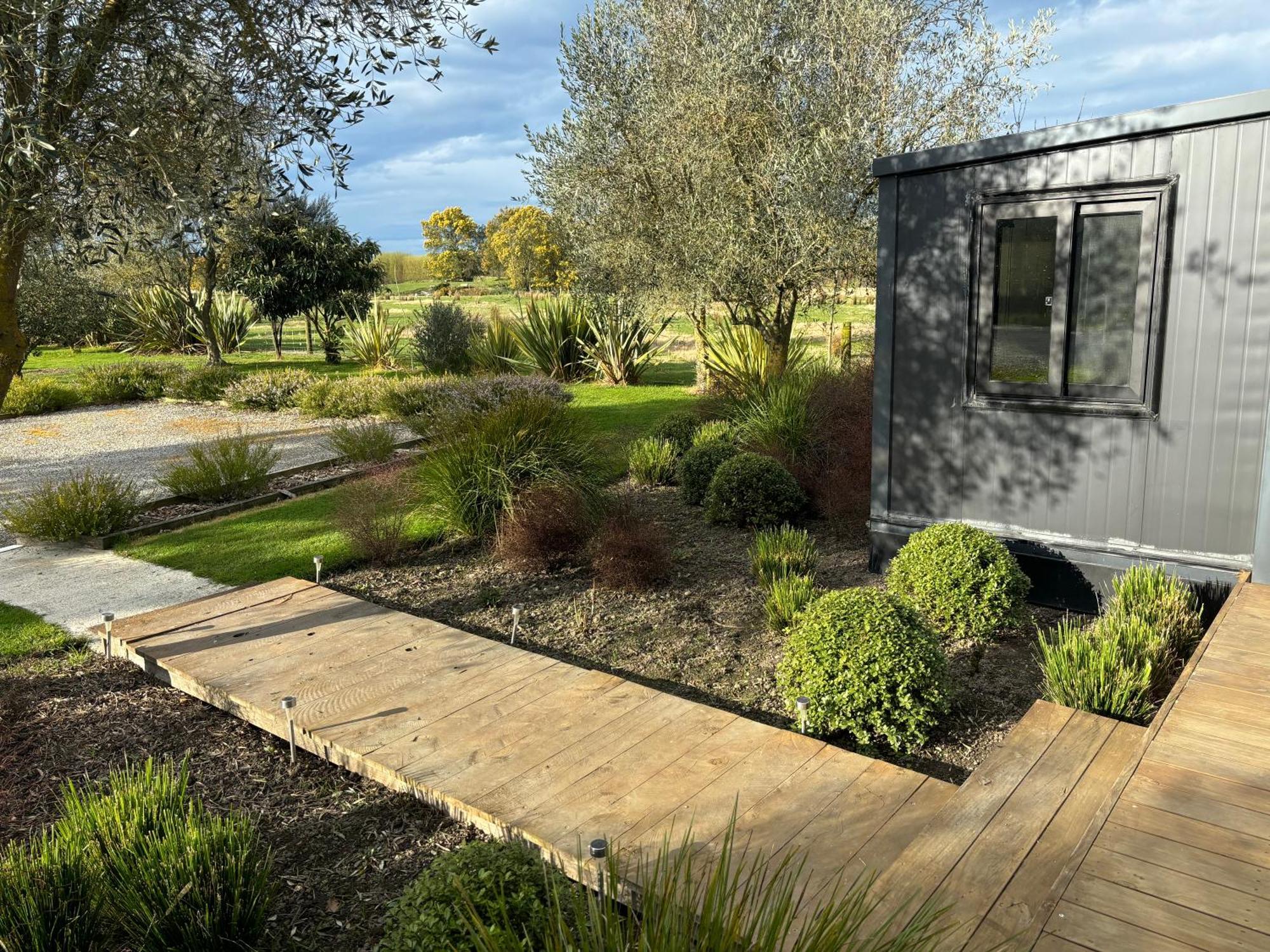Adorable Little Container House Apartment Hastings Luaran gambar